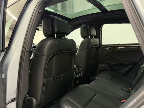 Used 2020 Porsche Macan S image 49