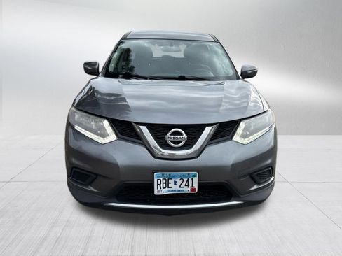 Used 2015 Nissan Rogue S image 2