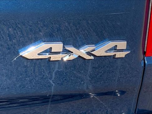 Used 2021 RAM 1500 Laramie w/ Sport Appearance Package image 9