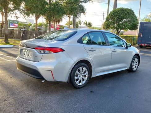 Used 2025 Toyota Corolla LE image 6