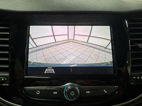 Used 2020 Chevrolet Trax LS image 27