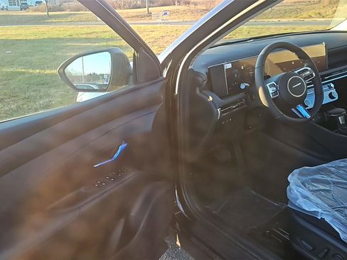 New 2026 Hyundai Tucson SEL image 9