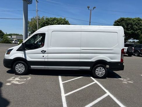 Used 2020 Ford Transit 250 Medium Roof w/ Interior Upgrade Package RWD image 4