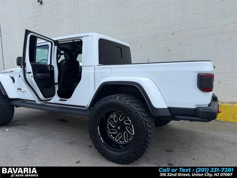 Used 2020 Jeep Gladiator Rubicon AWD/4WD image 24