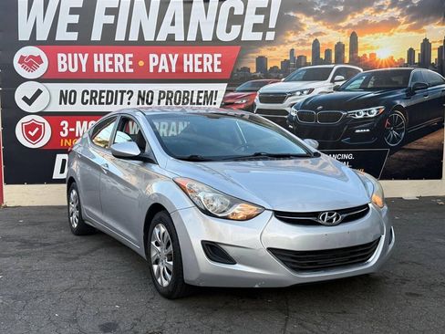 Used 2012 Hyundai Elantra GLS FWD image 1