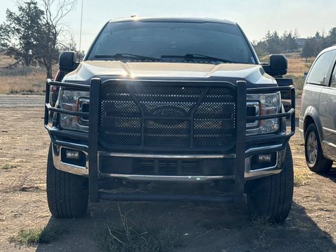 Used 2018 Ford F150 XLT AWD/4WD image 2