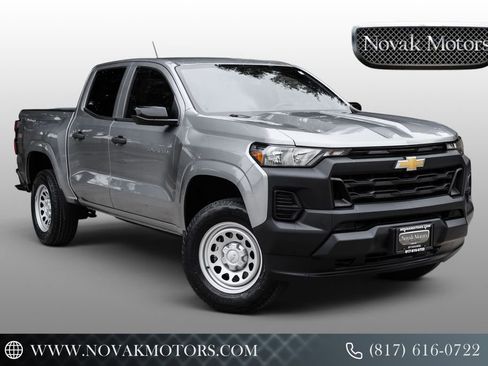 Used 2023 Chevrolet Colorado W/T w/ WT Convenience Package II AWD/4WD image 1