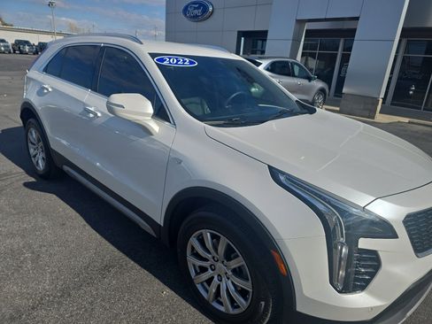Used 2022 Cadillac XT4 Premium Luxury w/ Cold Weather Package image 6