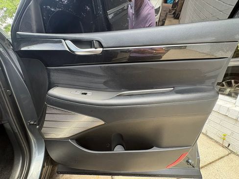 Used 2021 Hyundai Palisade Limited FWD image 11