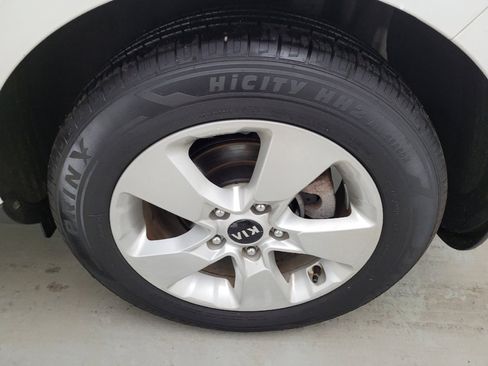 Used 2019 Kia Soul w/ Convenience Package image 31