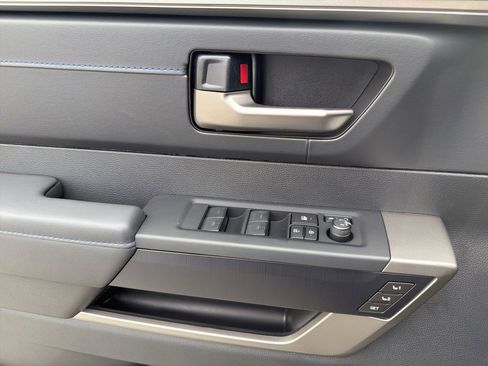 New 2026 Toyota Tundra Platinum AWD/4WD image 18