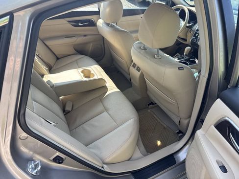 Used 2013 Nissan Altima 2.5 SL FWD image 14