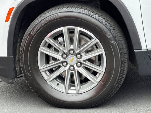 Certified 2022 Chevrolet Traverse LT w/ LPO, Floor Liner Package image 32