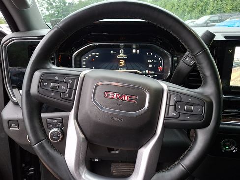 Certified 2023 GMC Sierra 1500 Elevation w/ X31 Off-Road Package AWD/4WD image 19