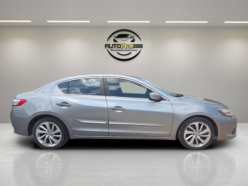 Used 2017 Acura ILX image 8