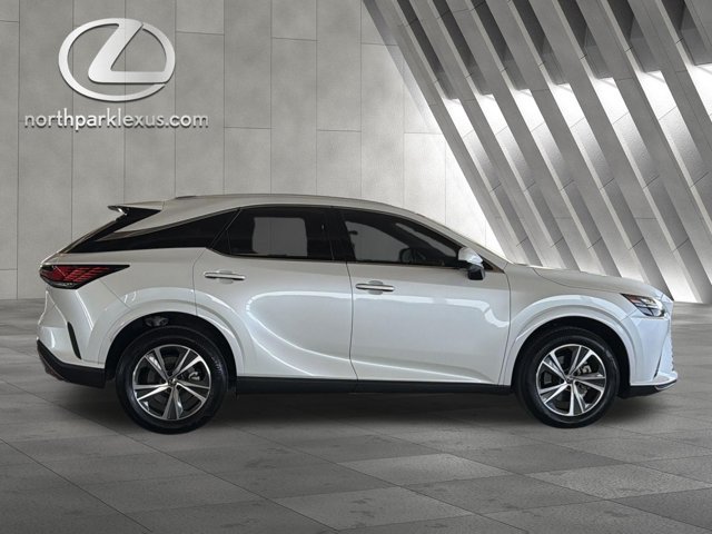 Certified 2025 Lexus RX 350 Premium w/ Accessory Package (Z1) FWD image 4