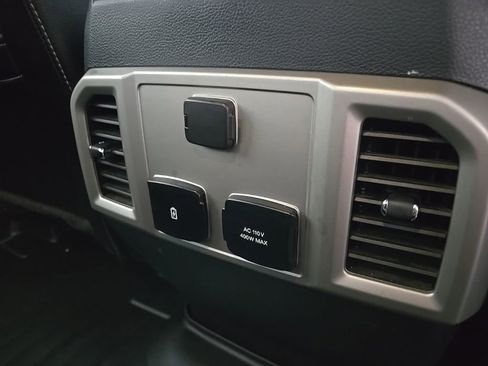 Used 2018 Ford F150 Lariat AWD/4WD image 97