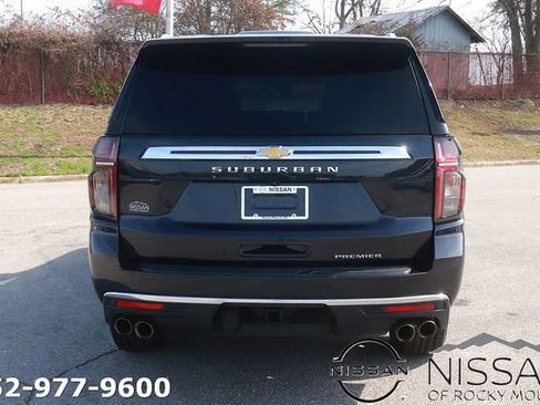 Used 2023 Chevrolet Suburban Premier image 7