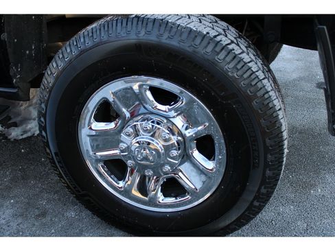 Certified 2022 RAM 2500 Tradesman w/ Chrome Appearance Group image 38