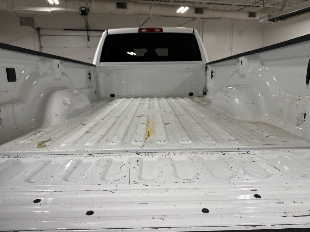 Used 2024 RAM 3500 Big Horn AWD/4WD image 23