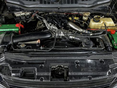 Used 2019 Ford F250 Lariat w/ Lariat Ultimate Package image 49