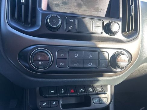 Used 2021 Chevrolet Colorado Z71 w/ LPO, Power Package image 10