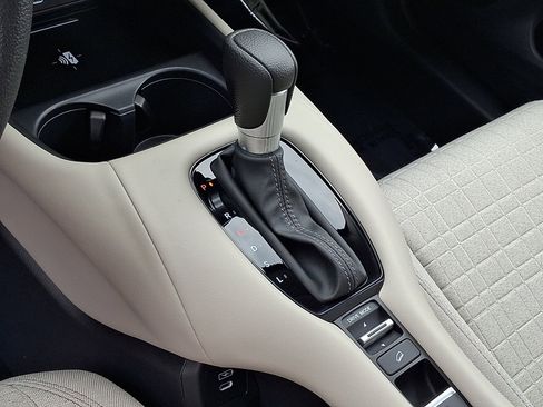 Certified 2026 Honda HR-V LX image 14