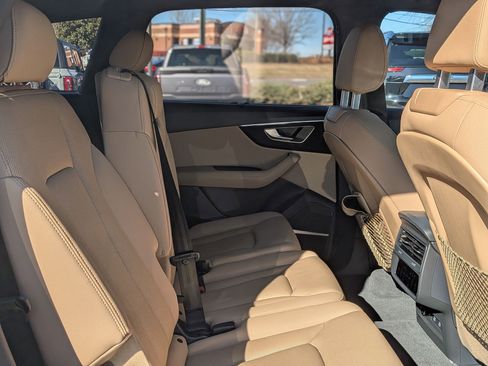Used 2021 Audi Q7 3.0T Prestige w/ Prestige Package image 39