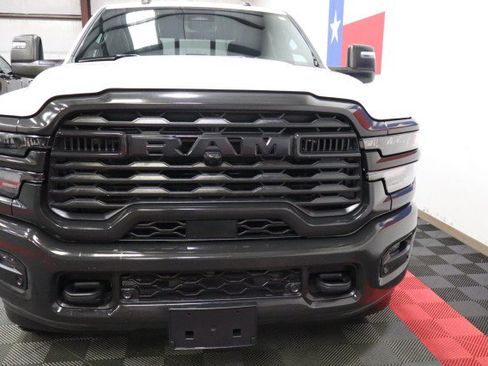 Used 2025 RAM 2500 Tradesman AWD/4WD image 17