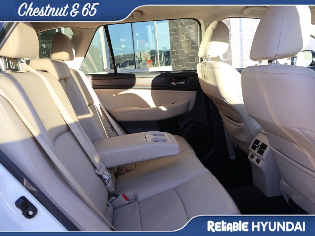 Used 2016 Subaru Outback 3.6R Limited AWD/4WD image 12