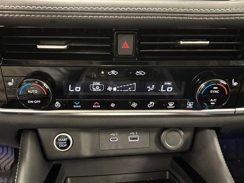Used 2023 Nissan Rogue SL w/ SL Premium Package AWD/4WD image 26
