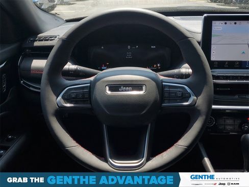 Used 2024 Jeep Compass Trailhawk w/ Trailhawk Elite Group image 28