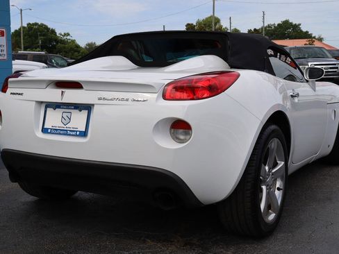 Used 2007 Pontiac Solstice GXP w/ Premium Package RWD image 4