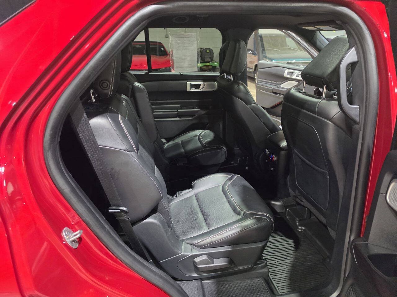 Used 2020 Ford Explorer ST w/ ST Street Pack AWD/4WD image 33