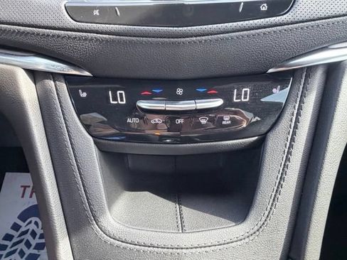 Used 2023 Cadillac XT5 Luxury FWD image 16