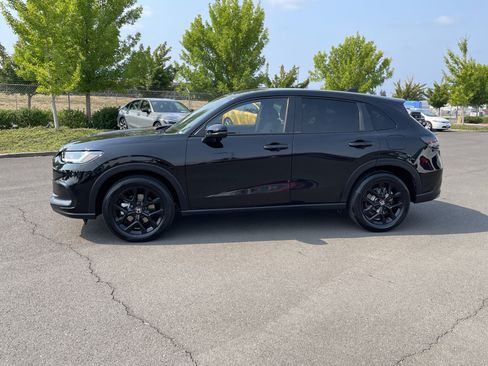 Used 2025 Honda HR-V Sport image 2