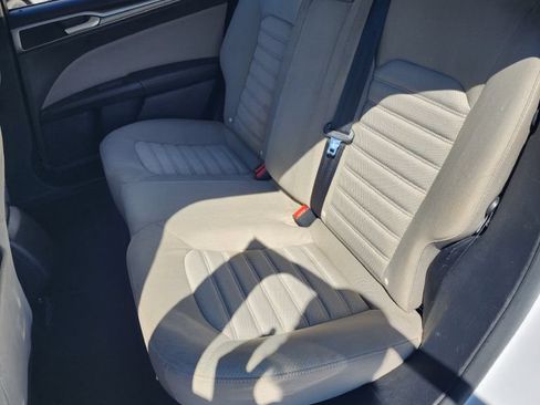 Used 2017 Ford Fusion S FWD image 8