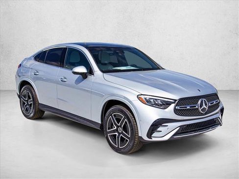 New 2026 Mercedes-Benz GLC 300 4MATIC image 3