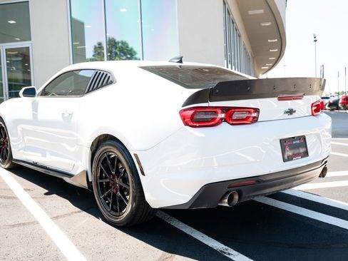 Used 2022 Chevrolet Camaro LS RWD image 17