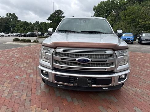 Used 2017 Ford F150 Platinum w/ Equipment Group 701A Luxury AWD/4WD image 25