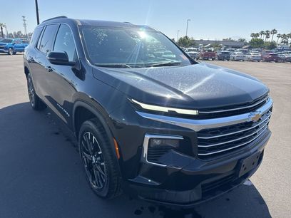 Certified 2025 Chevrolet Traverse LT w/ Sun and Wheel Package