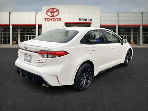 Used 2024 Toyota Corolla SE image 5