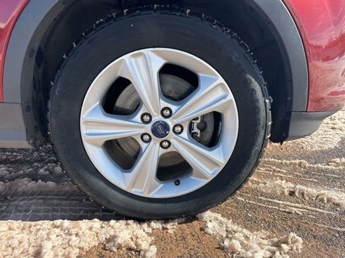 Used 2015 Ford Escape SE w/ Equipment Group 201A image 13