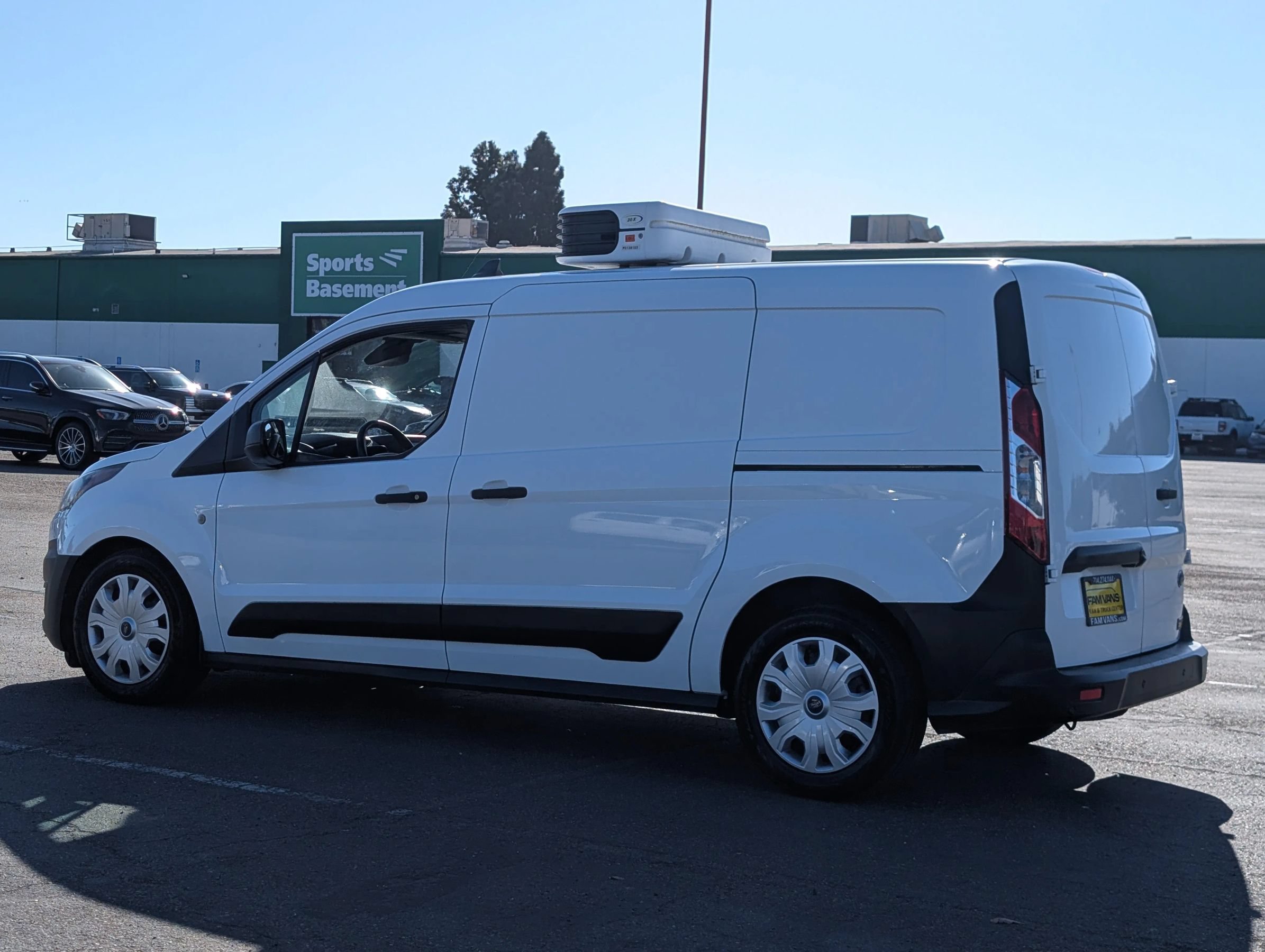 Used 2022 Ford Transit Connect XL FWD image 5