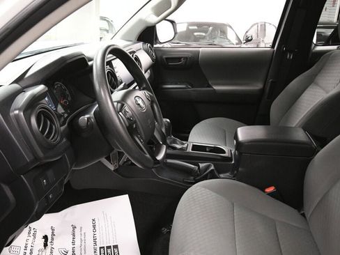 Certified 2022 Toyota Tacoma SR AWD/4WD image 19