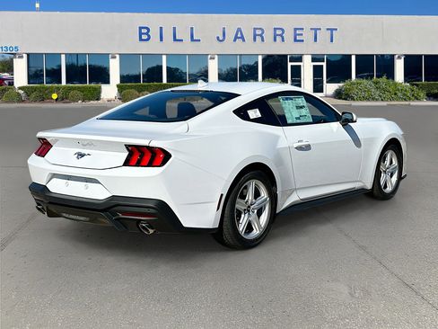 New 2026 Ford Mustang Coupe image 4