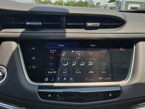 Certified 2022 Cadillac XT5 Sportv w/ Platinum Package AWD/4WD image 20