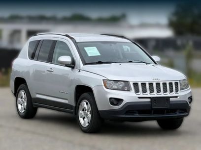 Used 2014 Jeep Compass Latitude w/ Sun/Sound Group