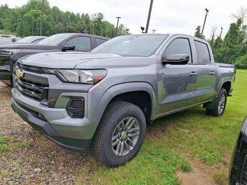 New 2025 Chevrolet Colorado LT w/ Advanced Trailering Package image 2