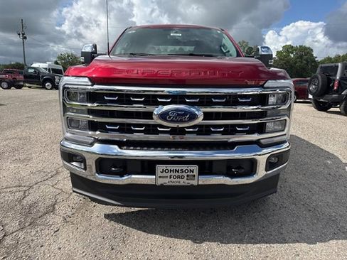 New 2025 Ford F250 Lariat w/ Chrome Package image 3